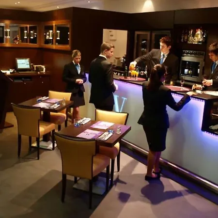 호텔&스파 바텔 호텔 님