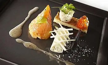 & Vatel Otel Nîmes
